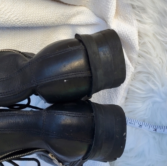 Harley Oil Reistant Leather zip boots 10 - Picture 4 of 13